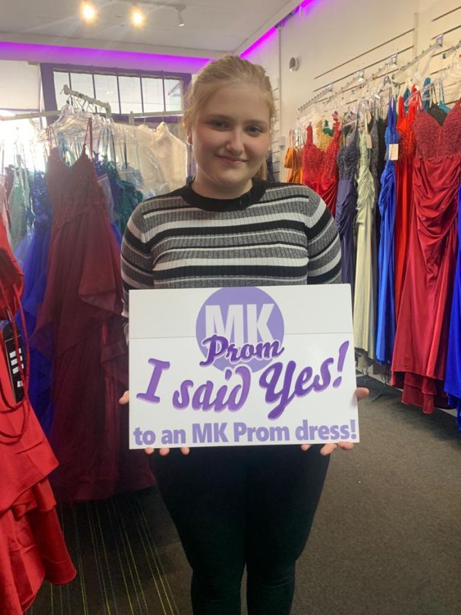 MK-Prom_April2023-HappyClients (2)