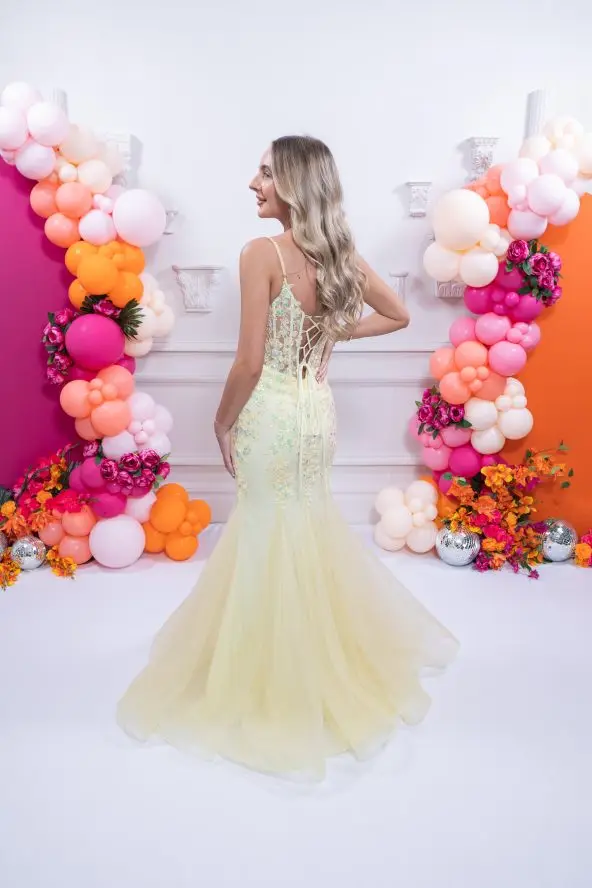 Eva — Trumpet Prom Dress — Pale Yellow